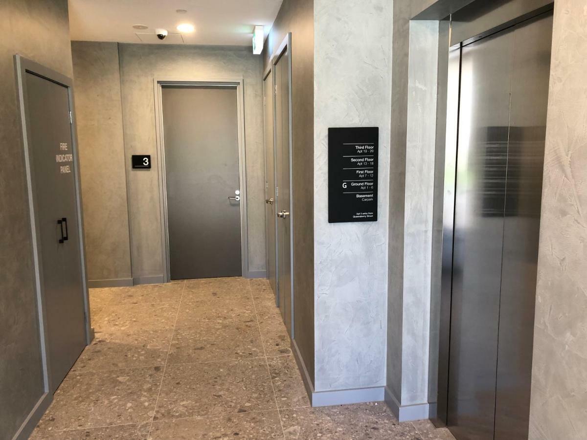 Q Squared Serviced Apartments Melburne Exterior foto