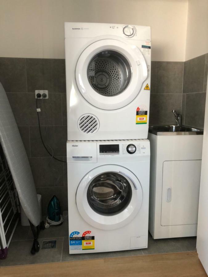 Q Squared Serviced Apartments Melburne Exterior foto